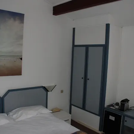 - Restaurant Atlantide Hotel Biscarrosse
