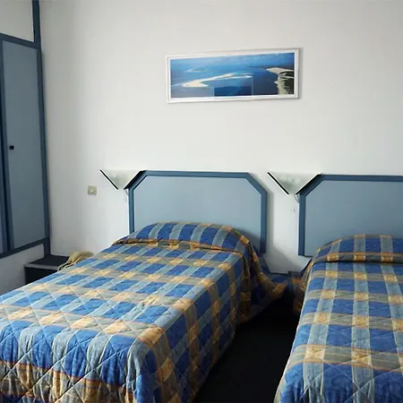 מלון Hotel - Restaurant Atlantide